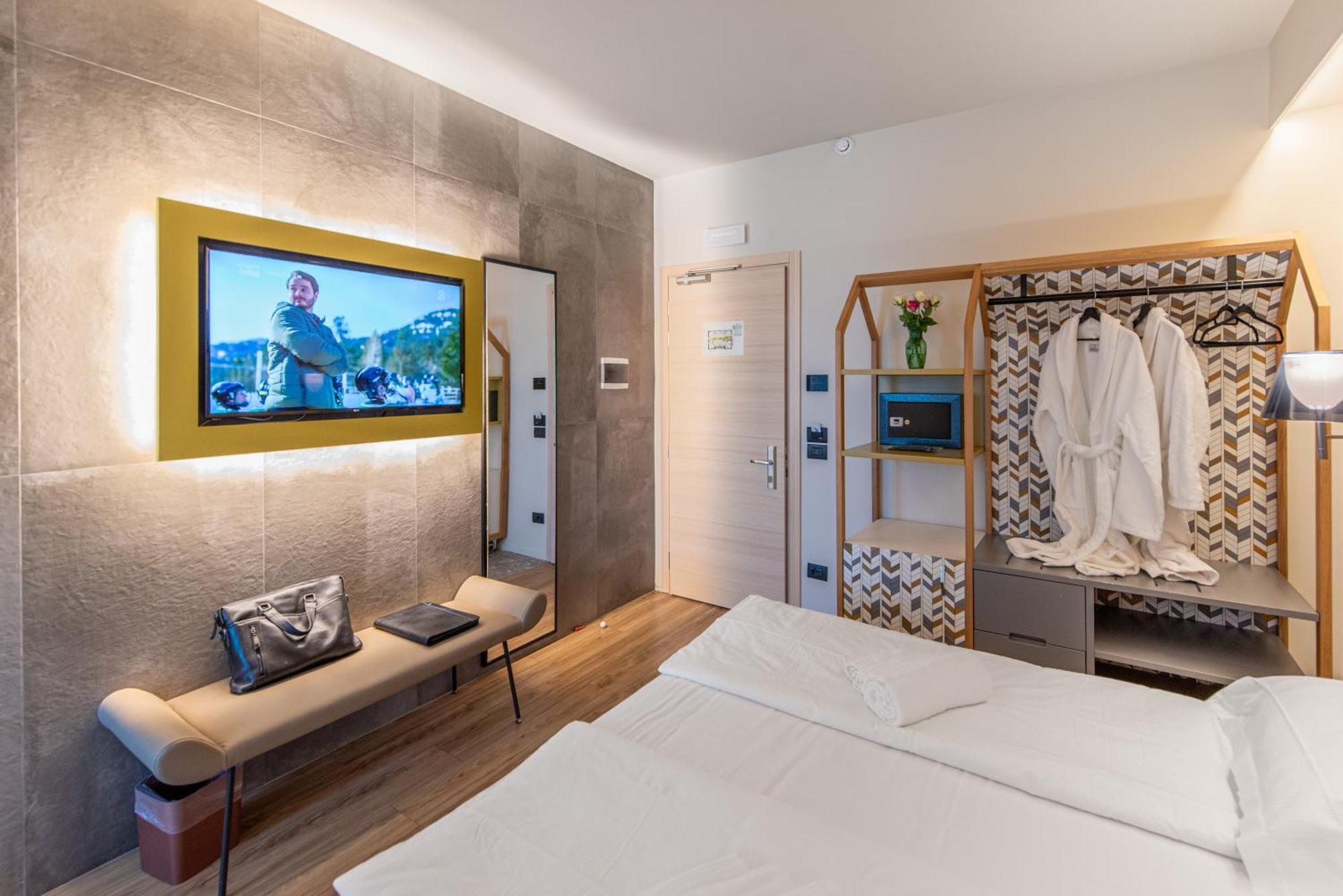 Ile Hotel Песк'єра-дель-Гарда Екстер'єр фото