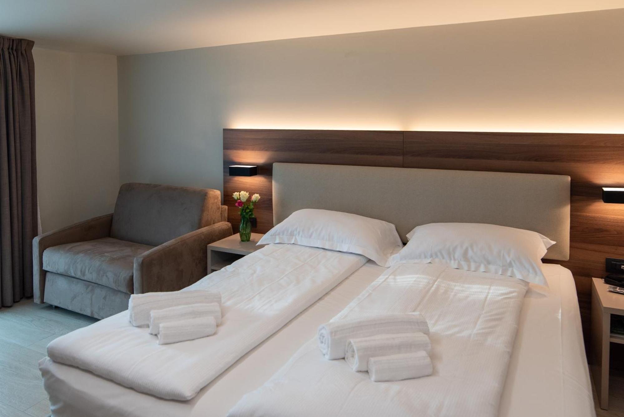 Ile Hotel Песк'єра-дель-Гарда Екстер'єр фото
